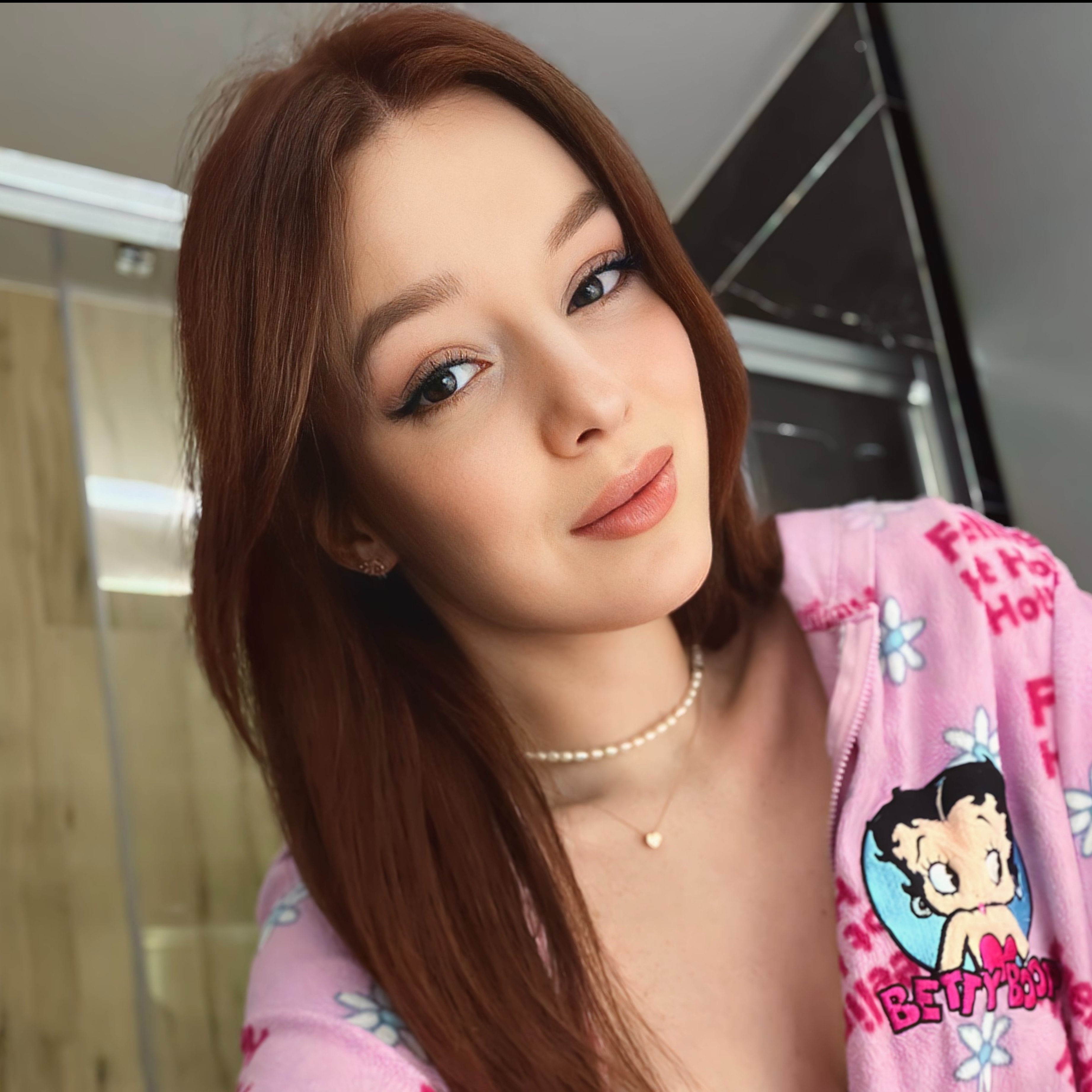 sofia_mour profile