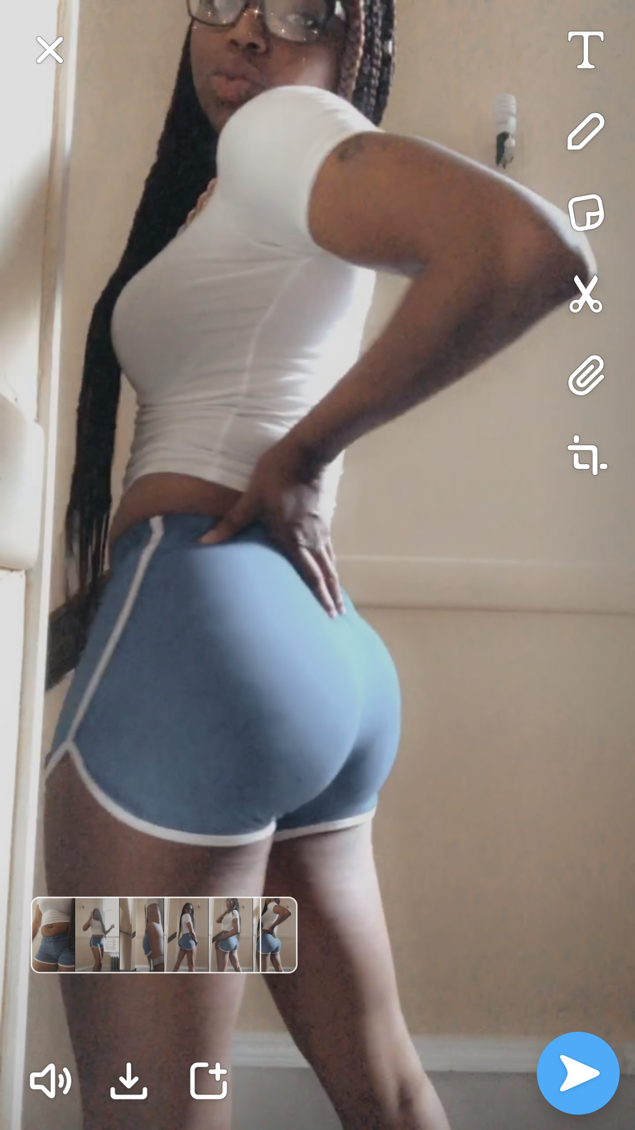 thickbaddiee thumbnail