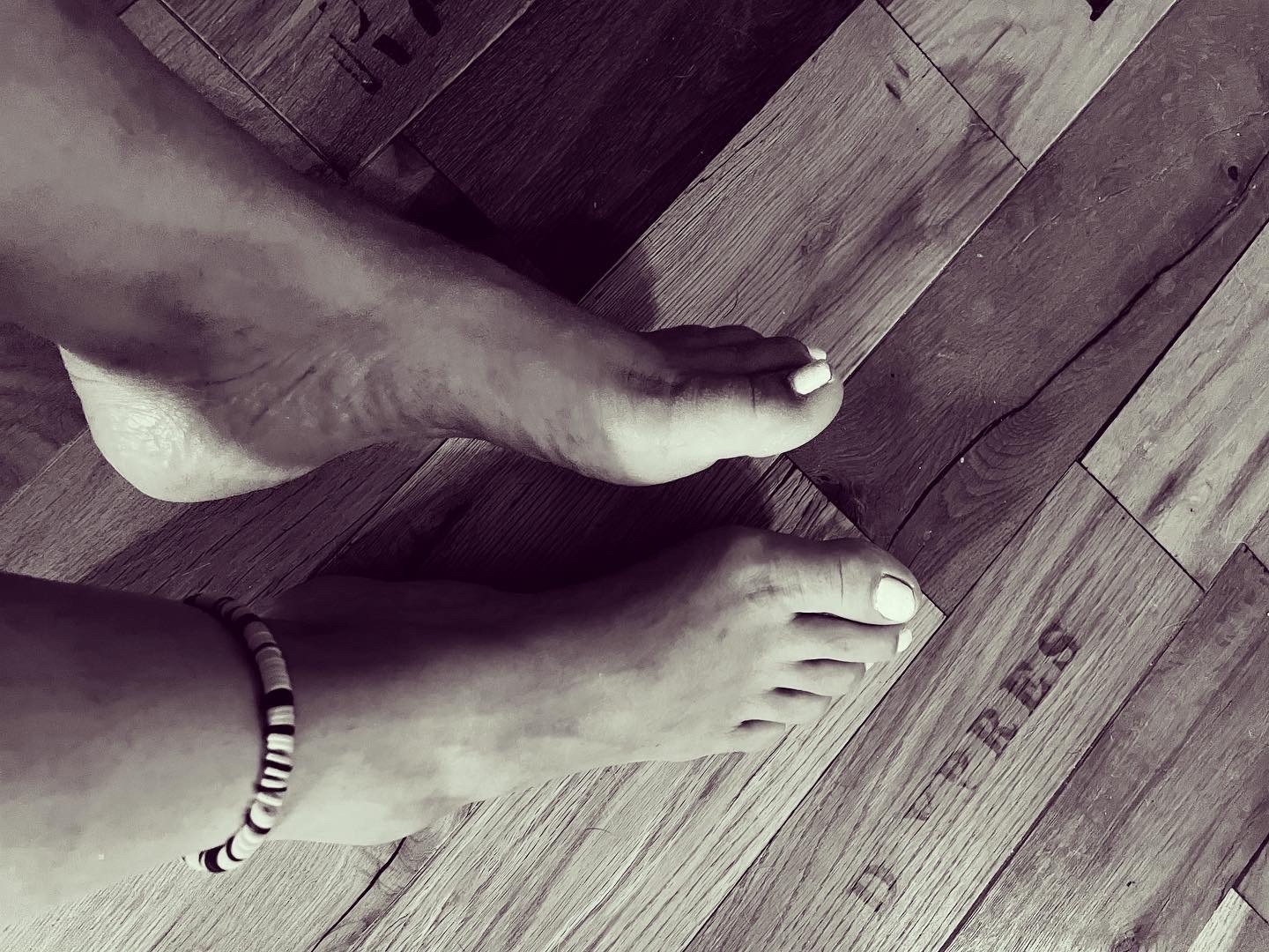 Feet and tattoos thumbnail