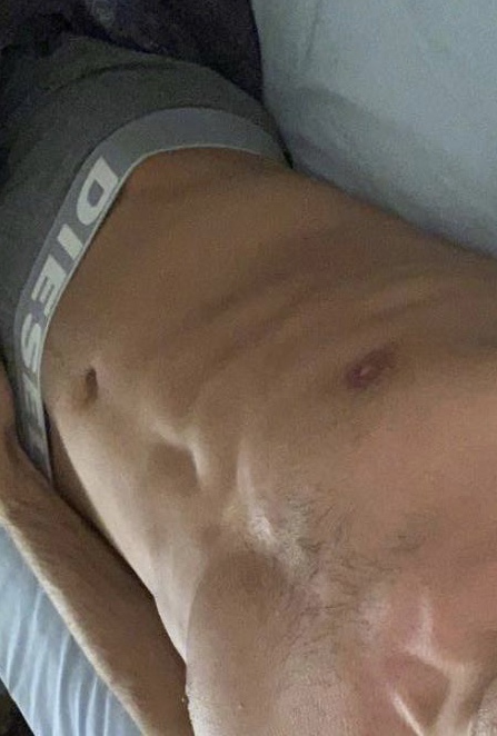 Horny Gay Guy in UK profile