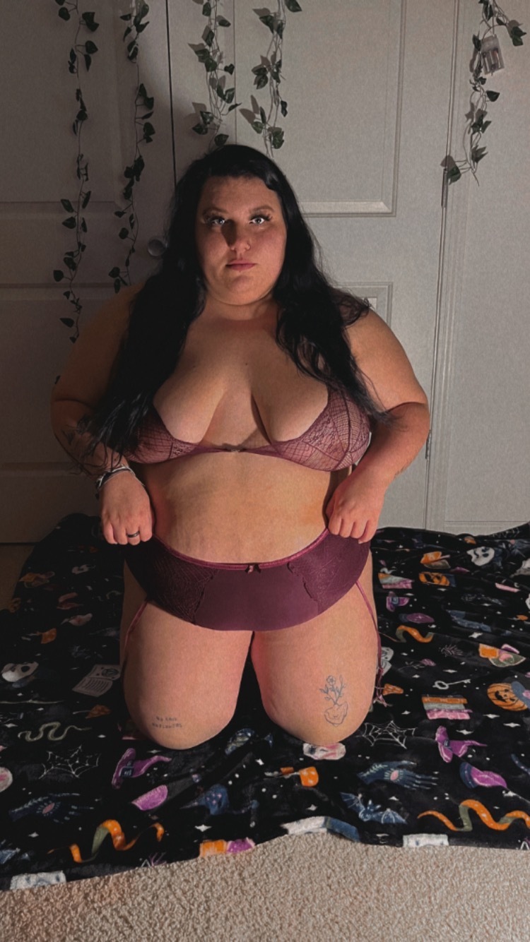 xxthickncurvyxx profile