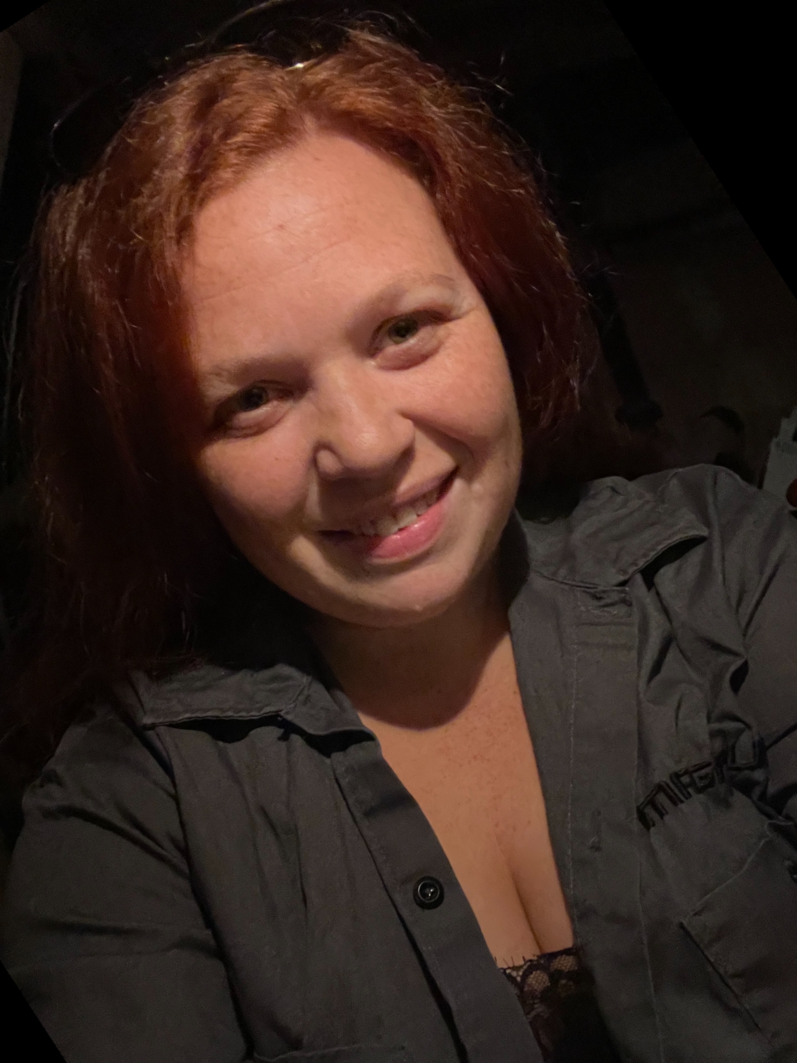 curvyginger29 profile