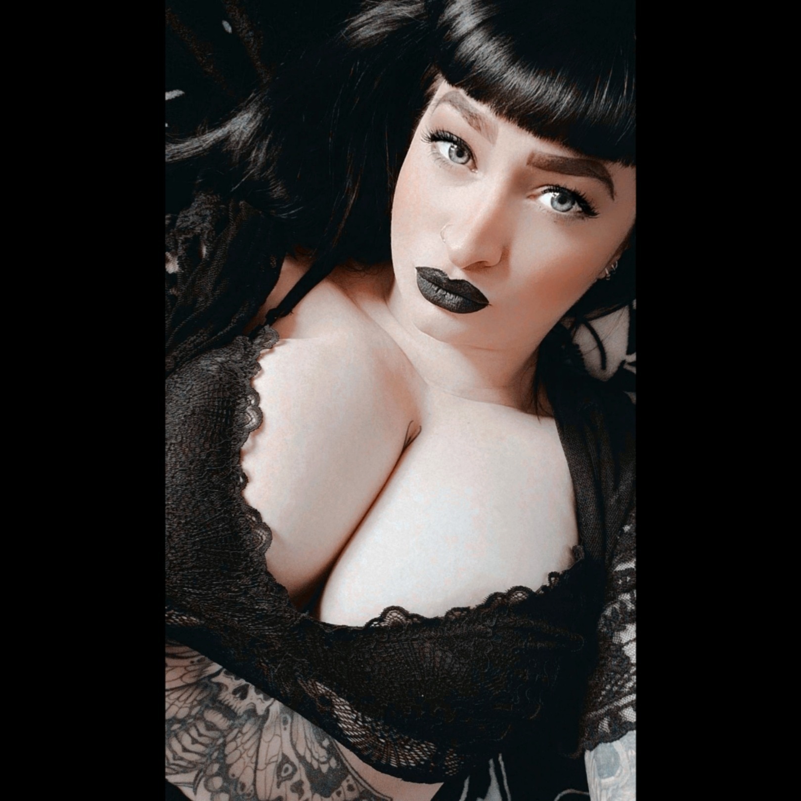 lizzy_succubus profile