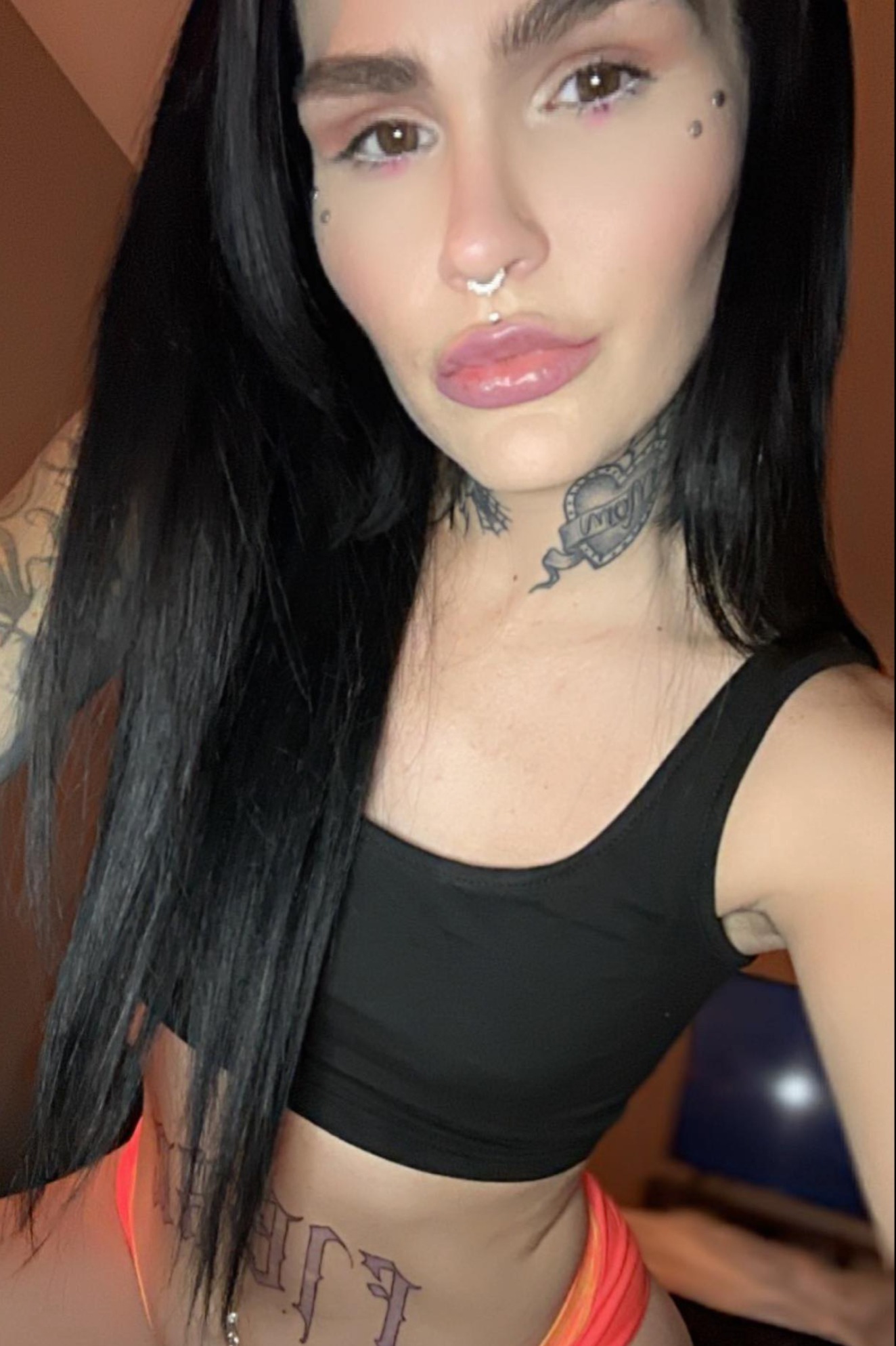 tattooedgodess69 profile