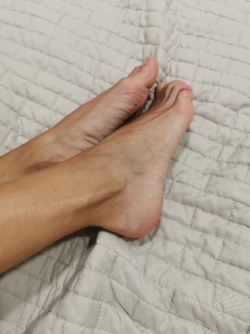 feetmemole thumbnail