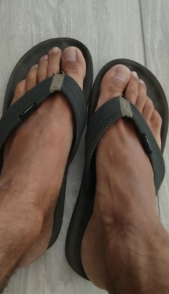 Italian man's feet profile