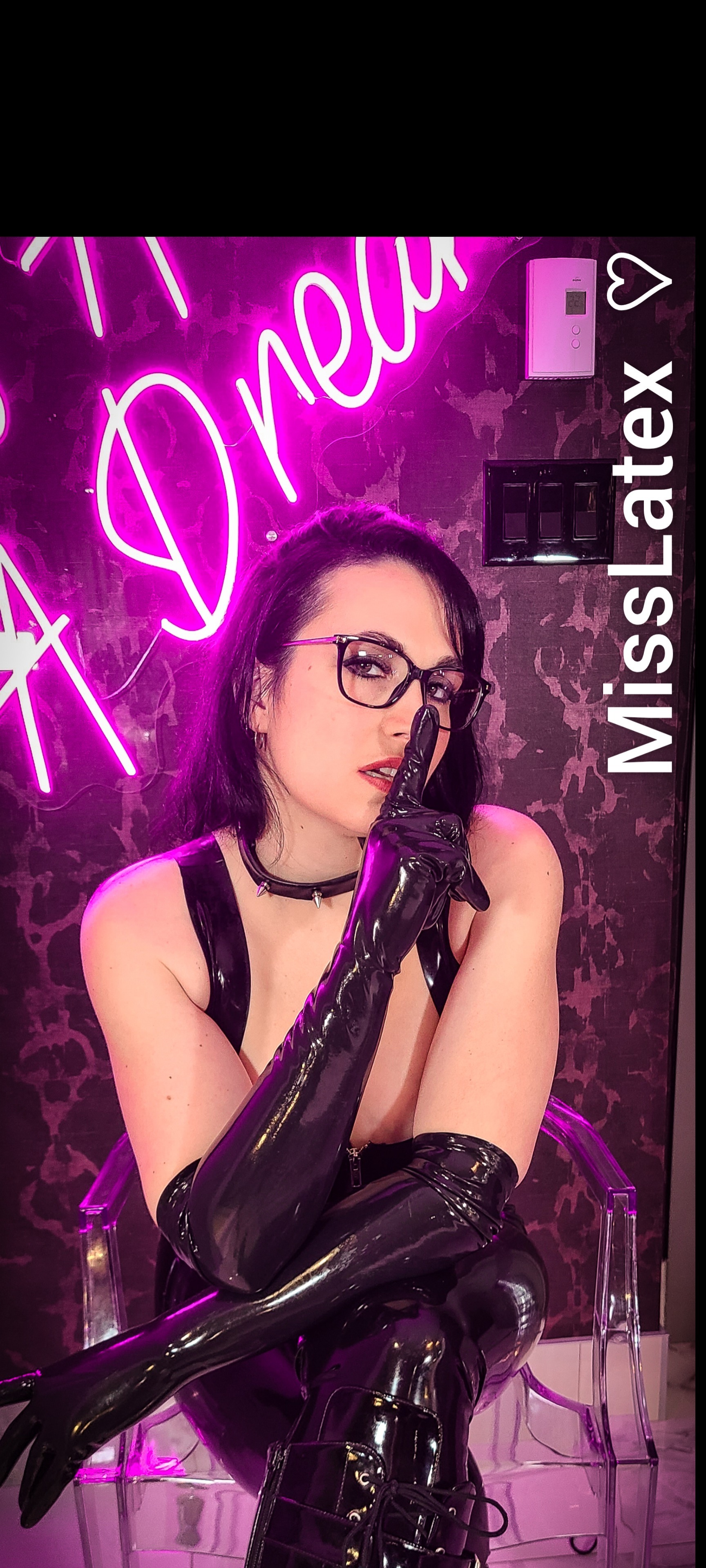 misslatexxxvip profile