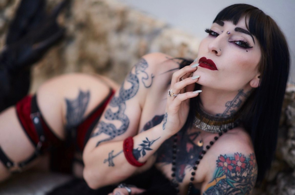 theinkedmuse1023 profile