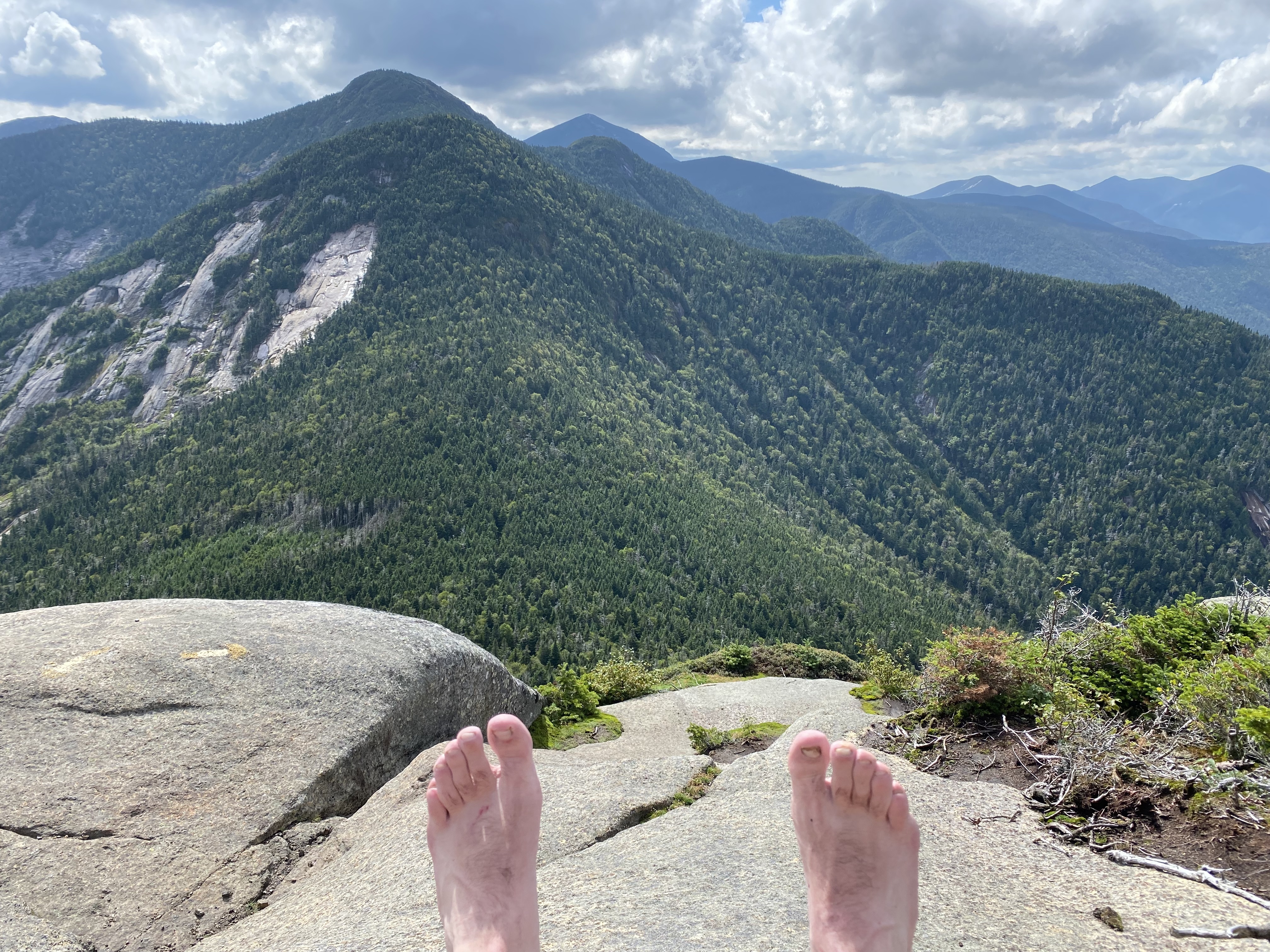 nakedhikingguy profile