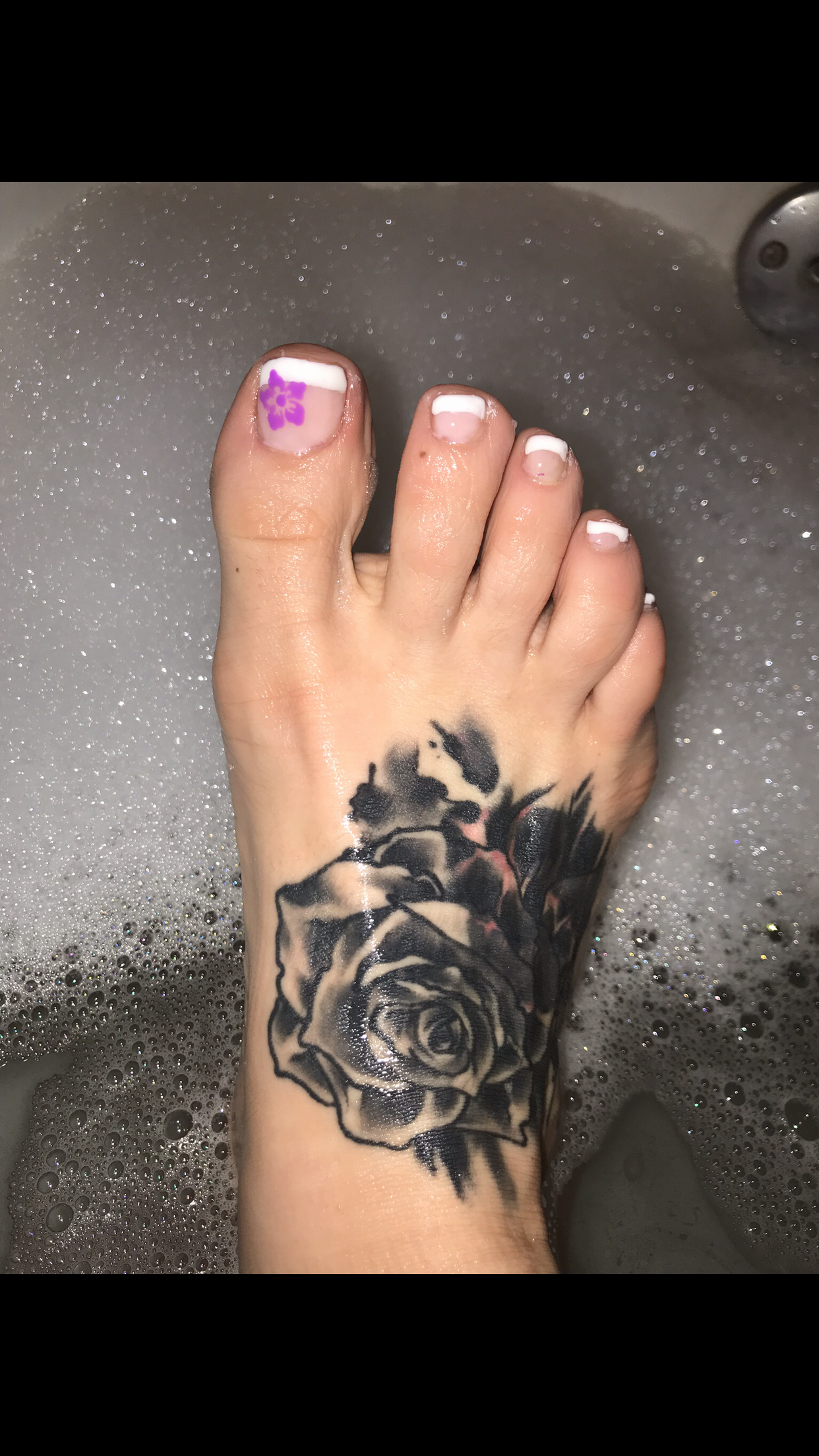 Worship my Feet: Doe Eyed profile