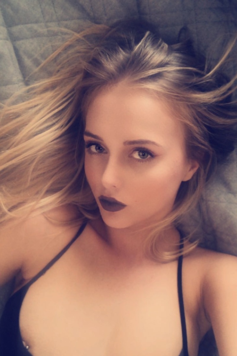 sophiawhitexoxo2 profile