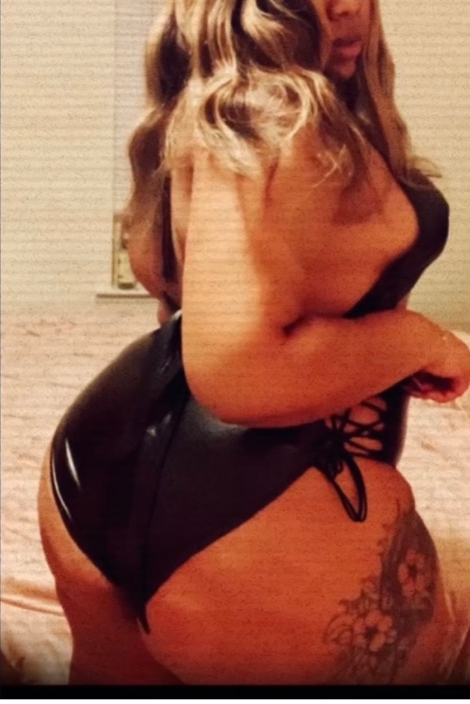 XRatedCurves profile