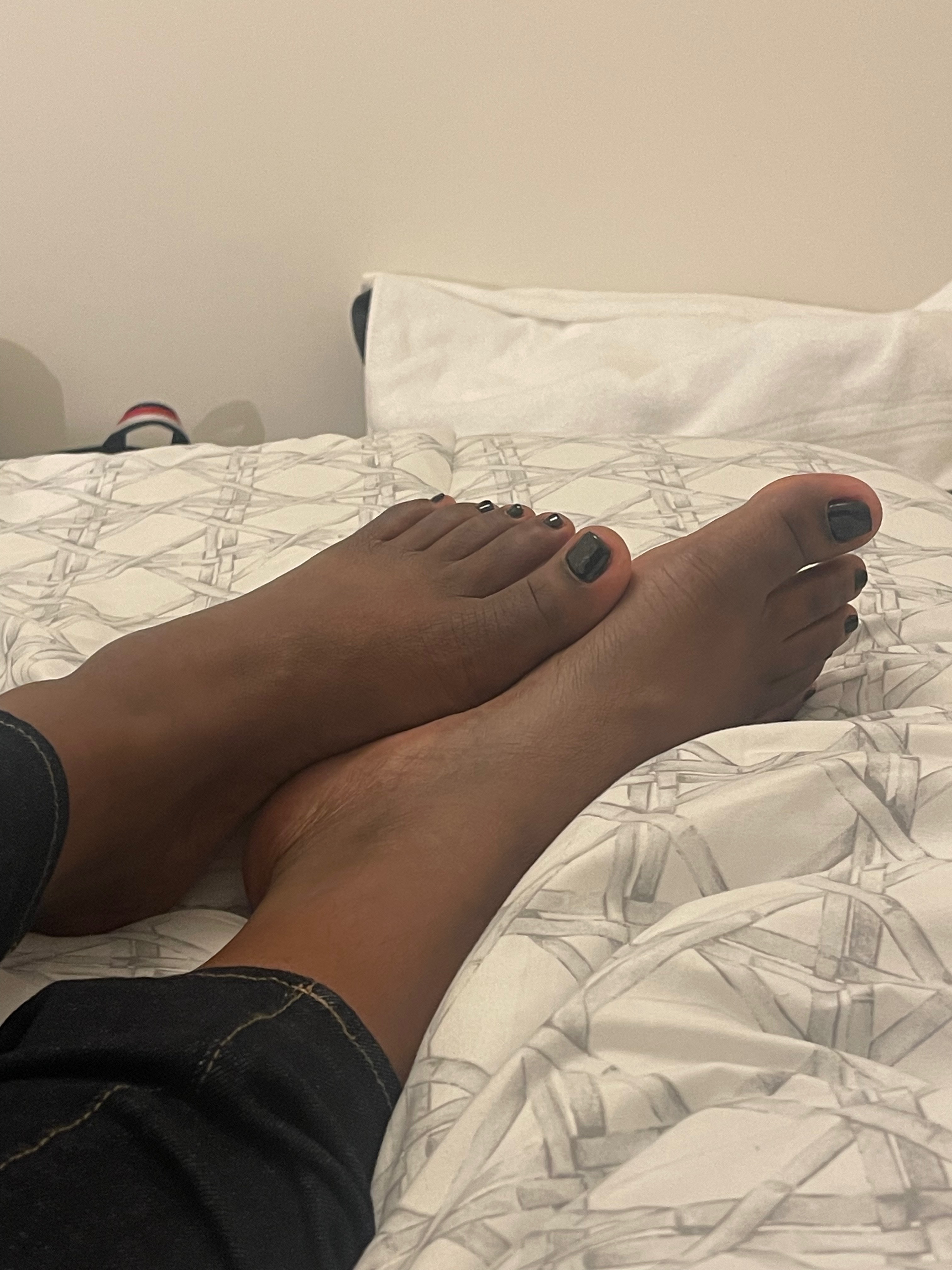 Your favorite 🦶🏽 thumbnail