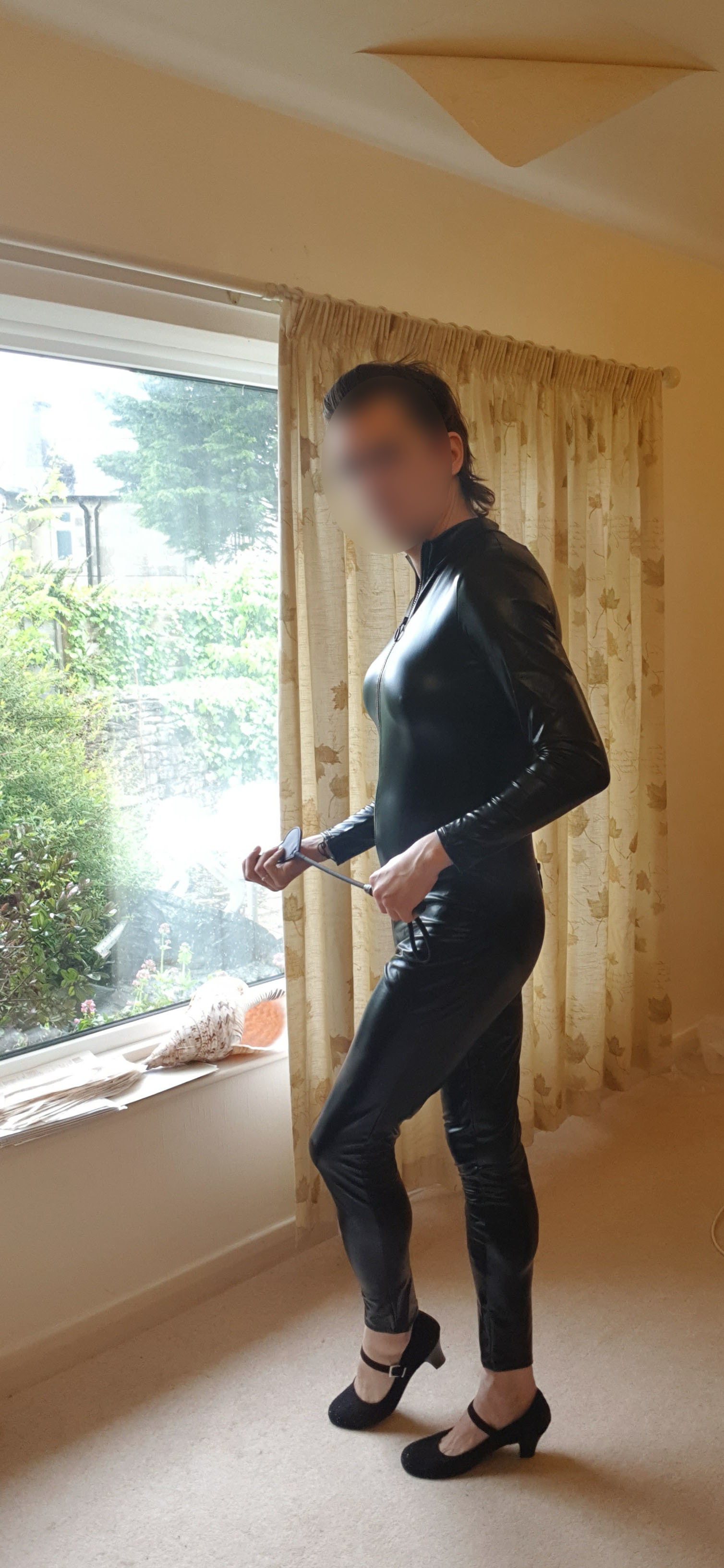 mistress_laura profile