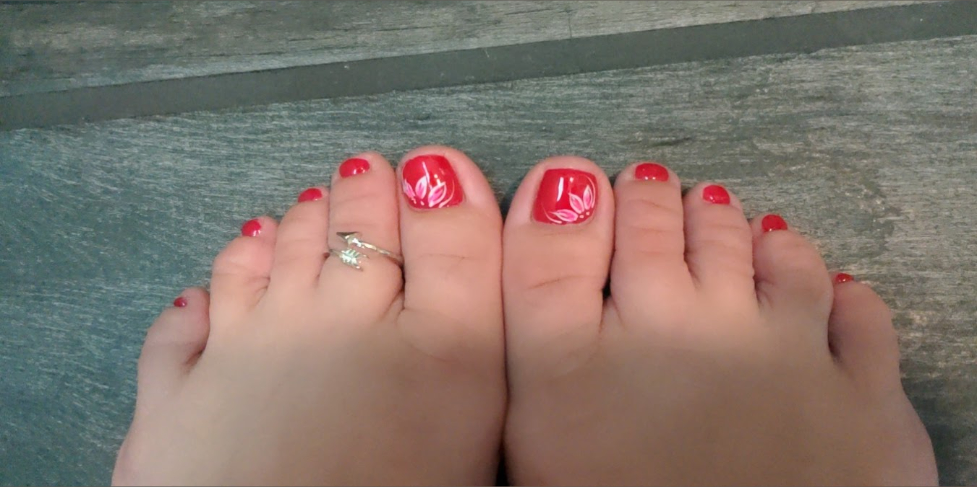 higharchesandredtoes profile