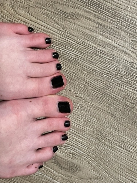 Anonymous Feet Girl profile