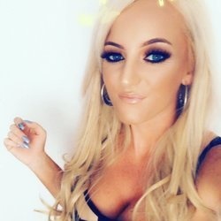 mancblondie profile