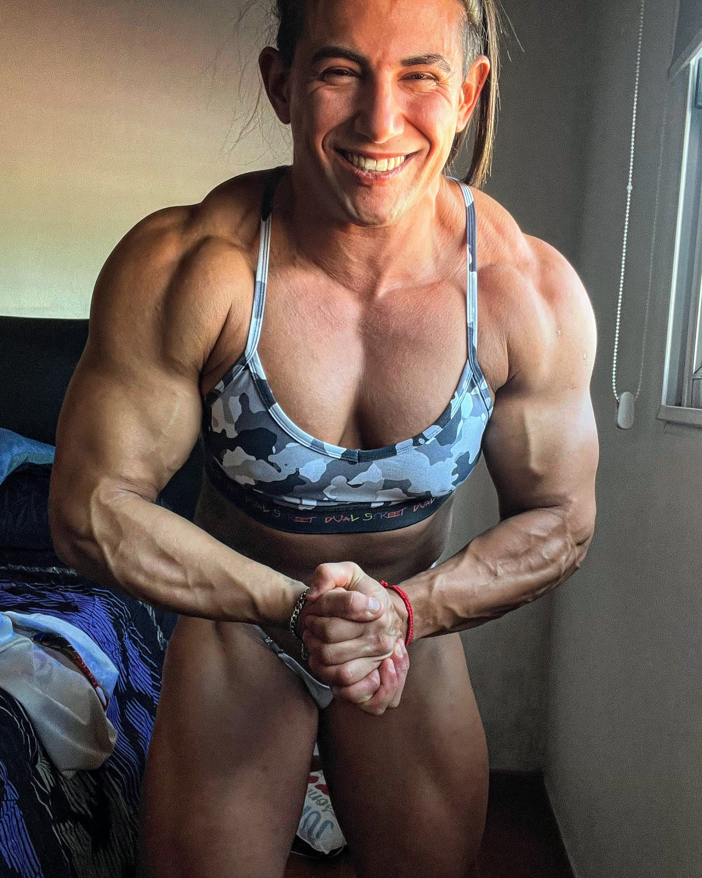 mrmusclegirl profile