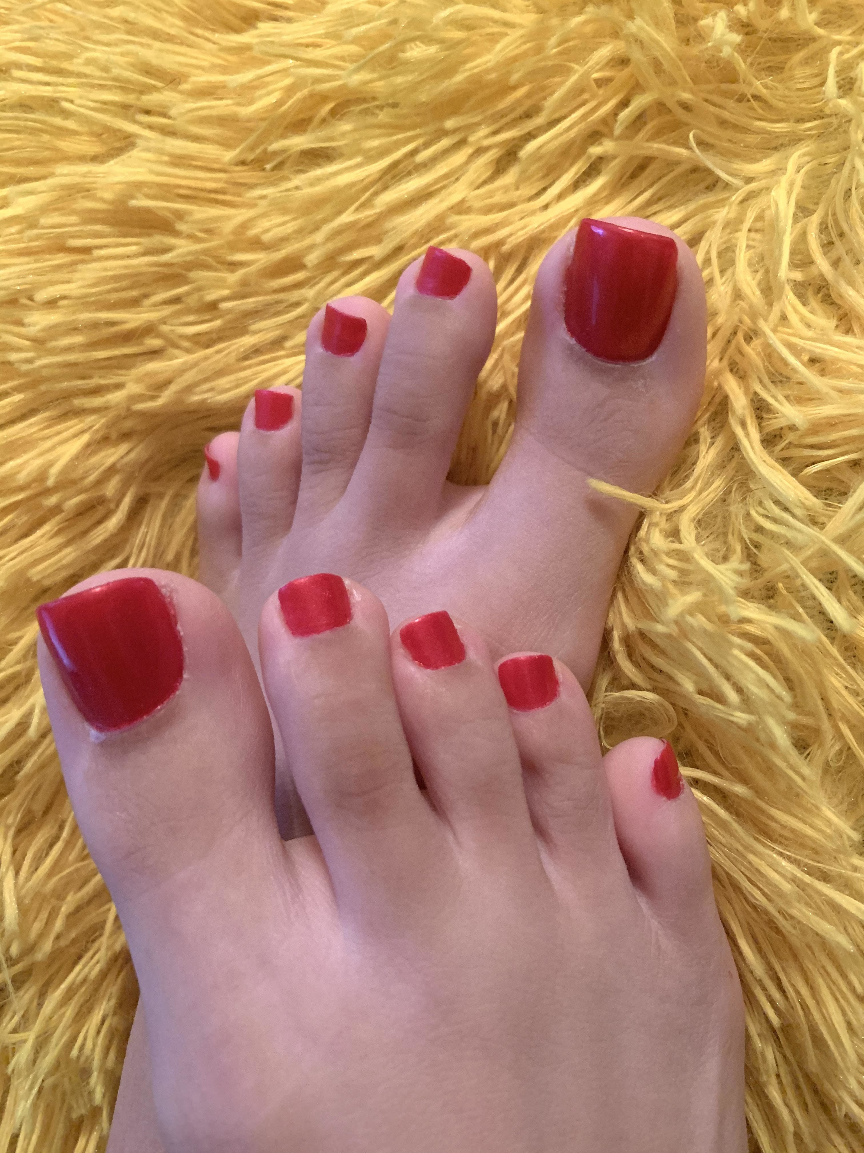 Raya's Toes profile