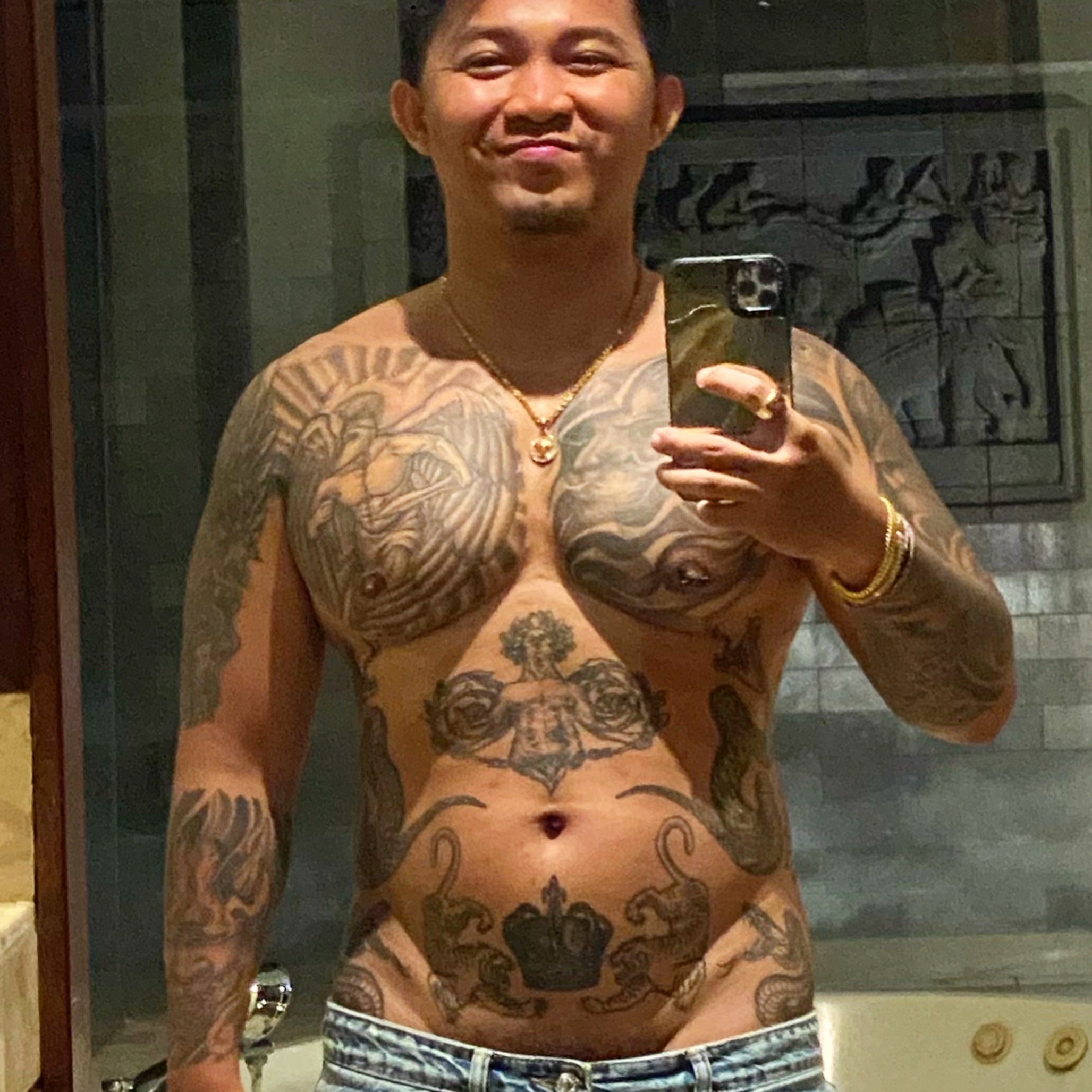 asianinkedtop profile