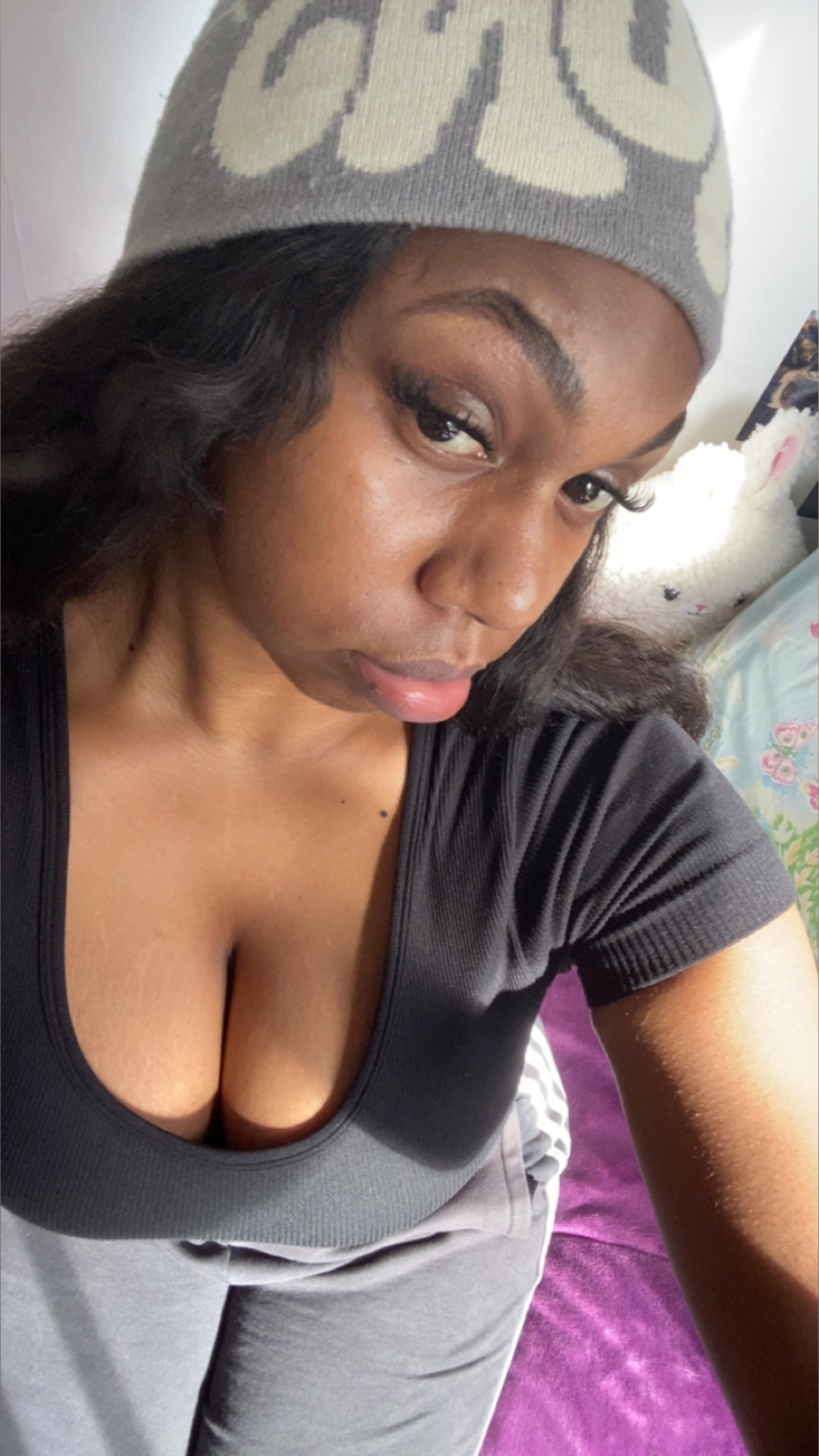 melanincaakes77 profile