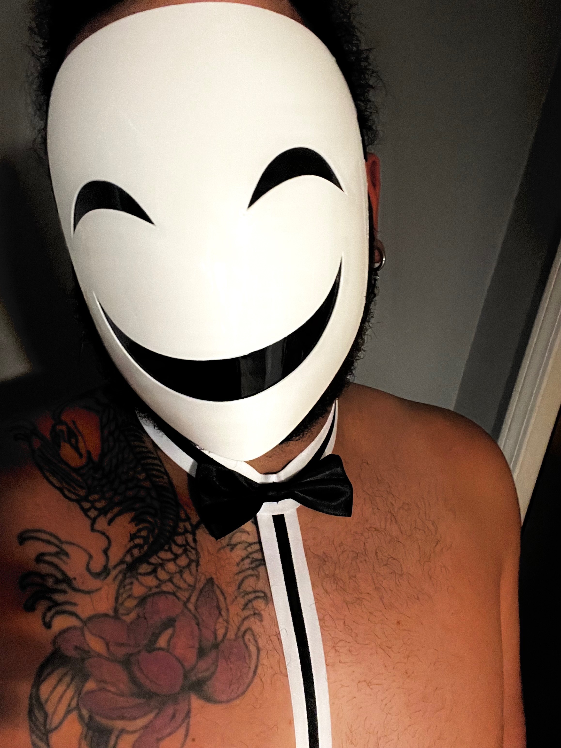 XxxMaskedguy profile