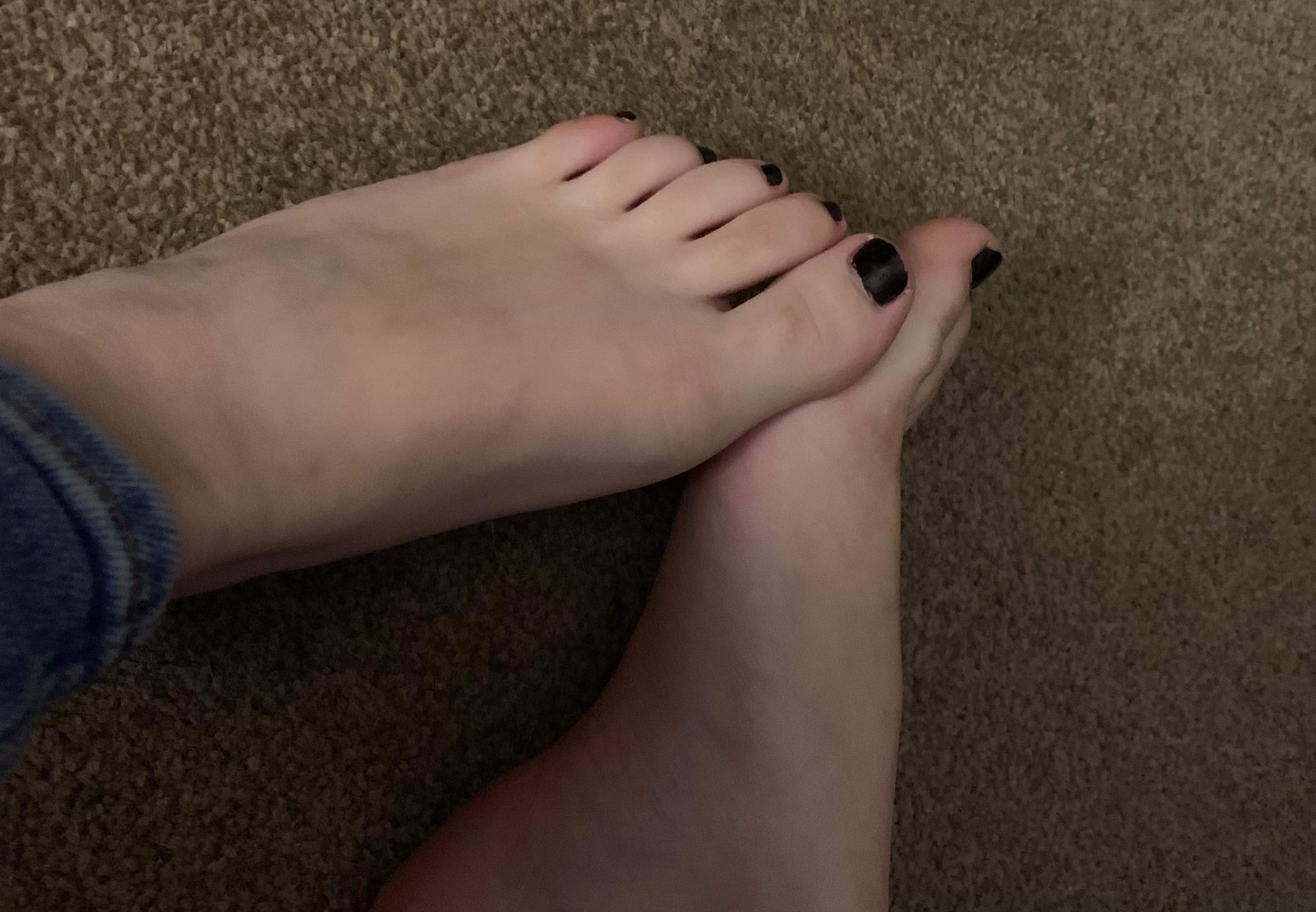 FOOT FETTISH DELIGHT thumbnail