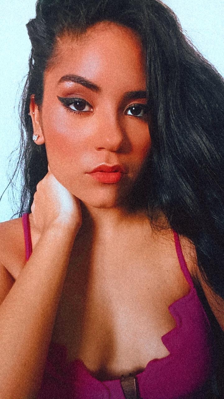 brunaahmikaelly profile