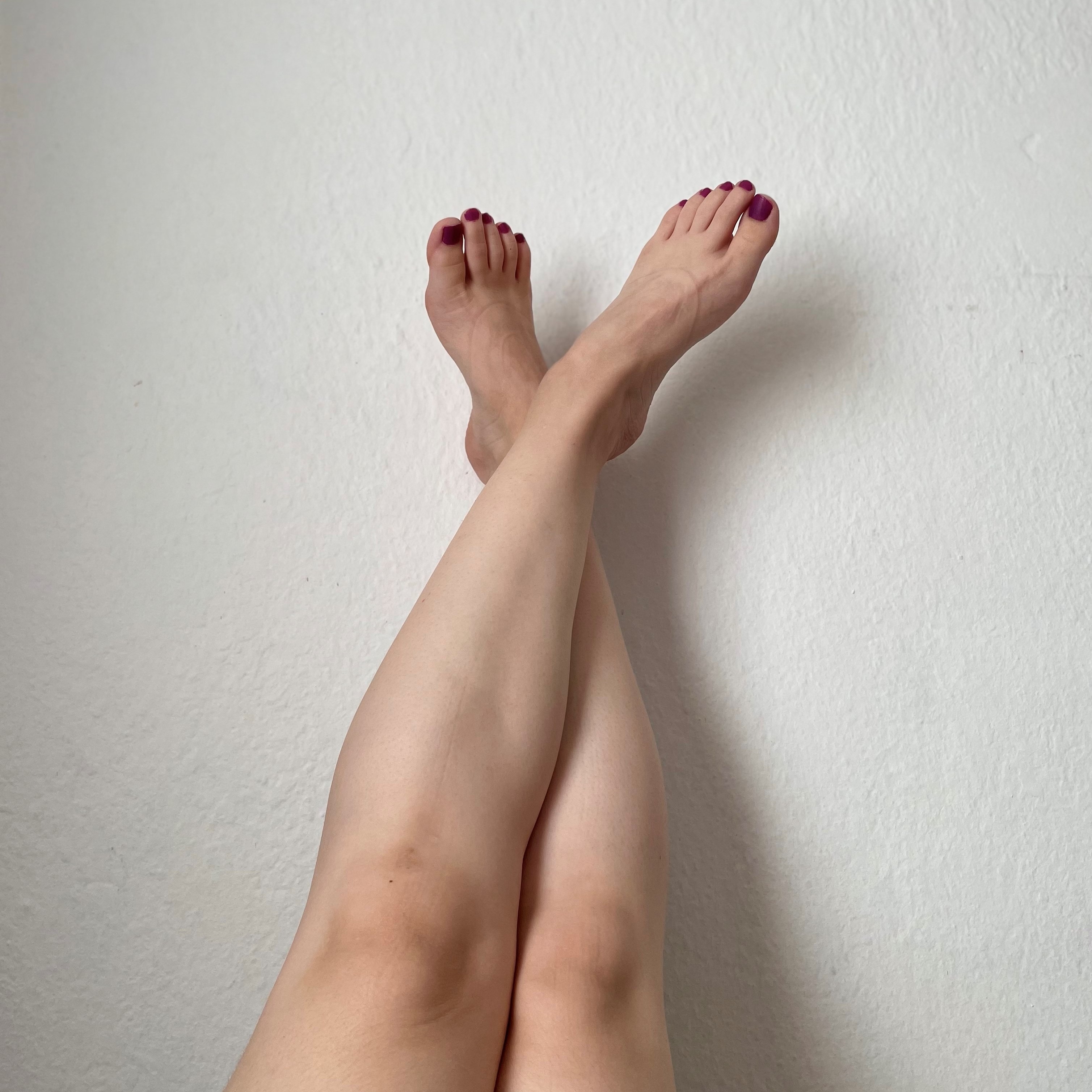 Daphne's feet profile