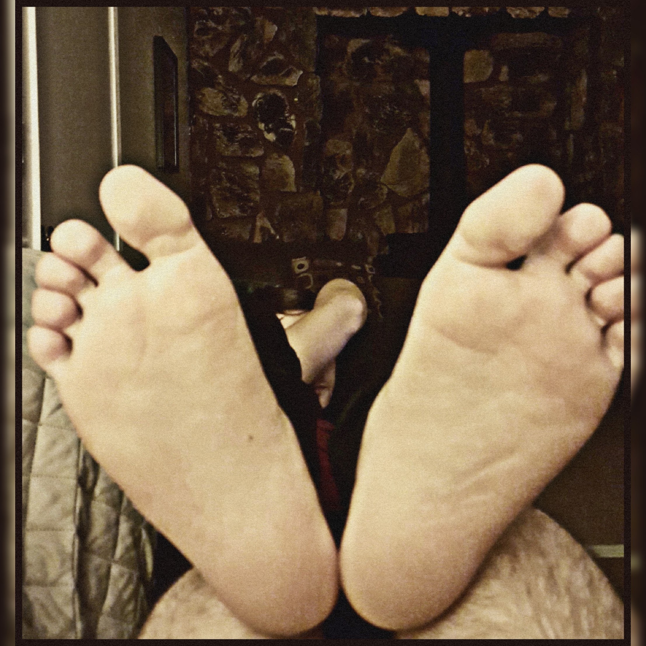 hotnerdyfeet profile