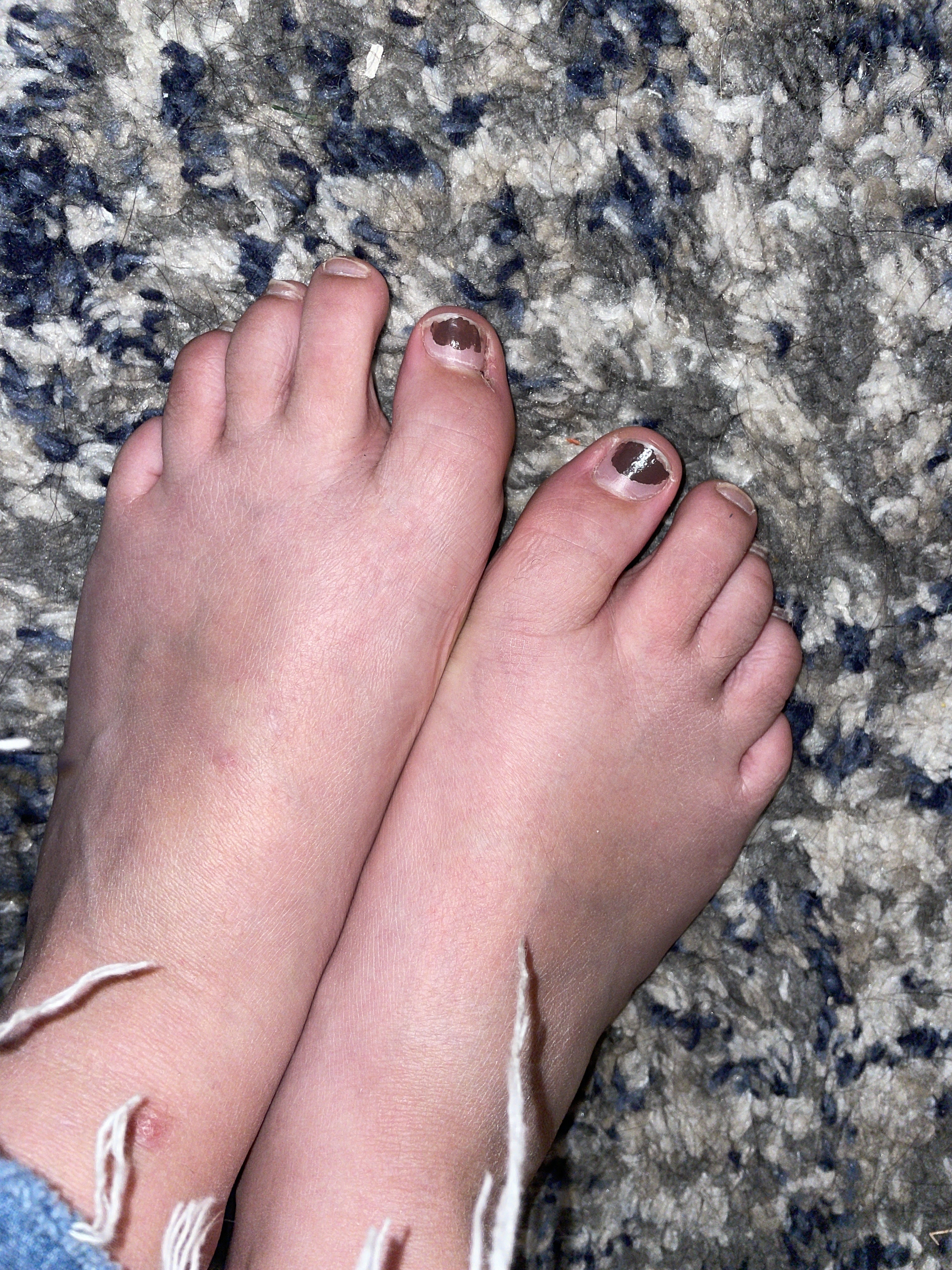 FeetFeet3000 profile