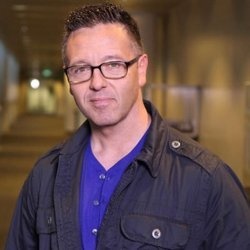 JOHN EDWARD  - Psychic Medium profile