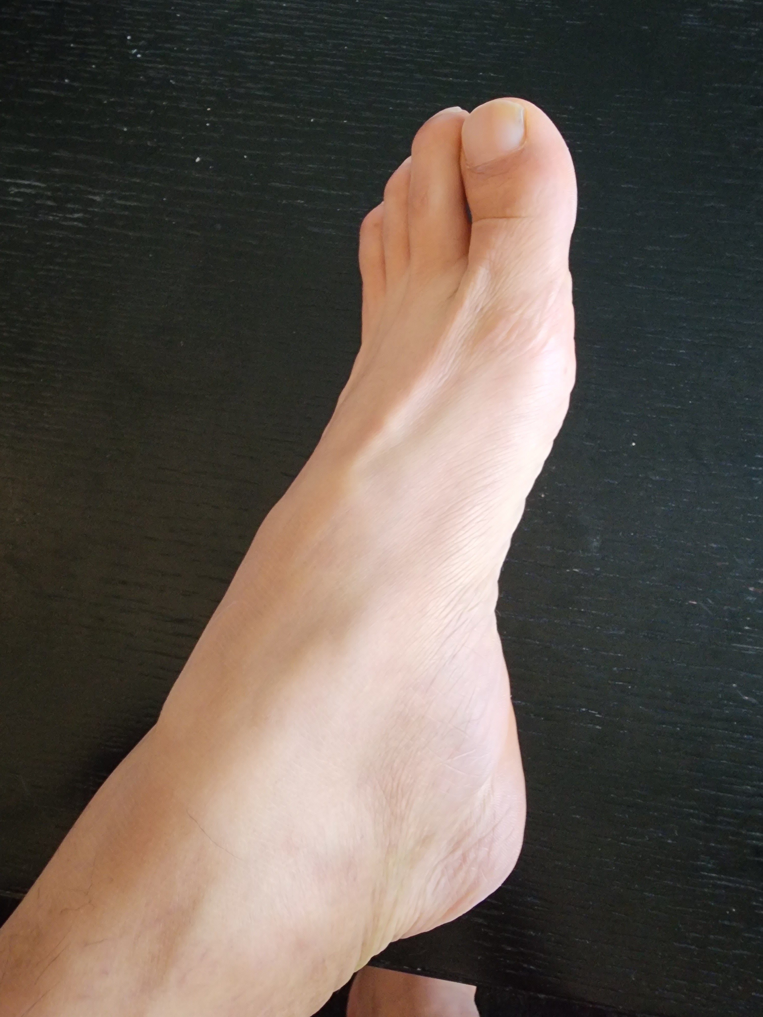 Foot stud profile