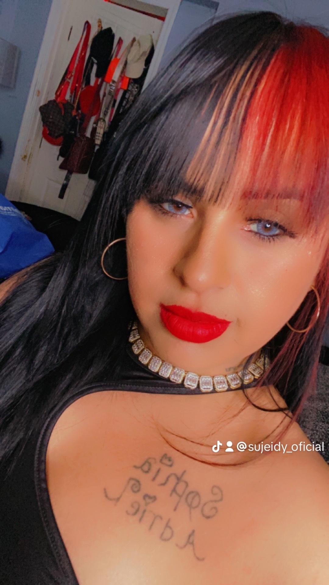 La_Diabla_model profile