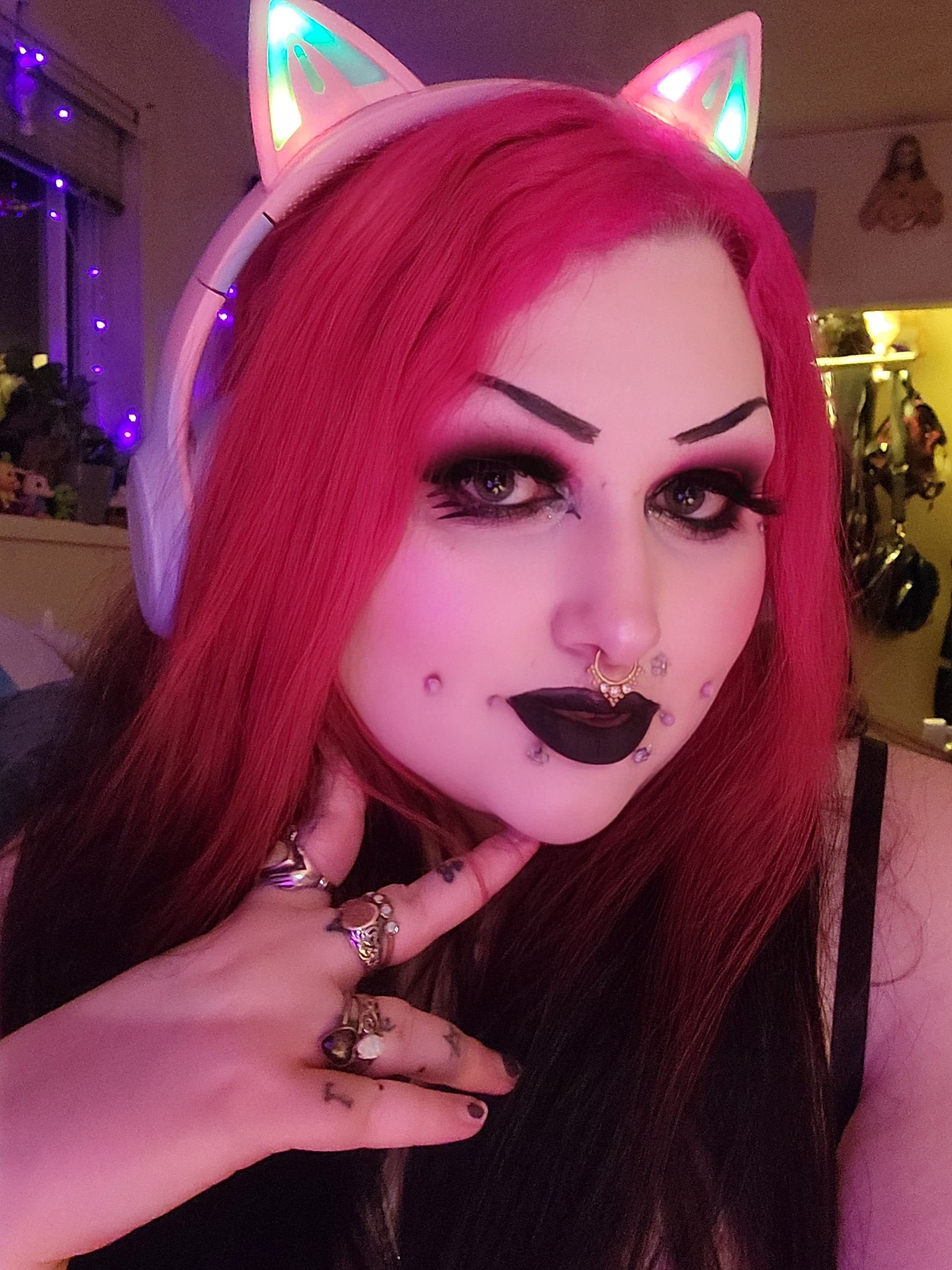 urhotgothgf profile