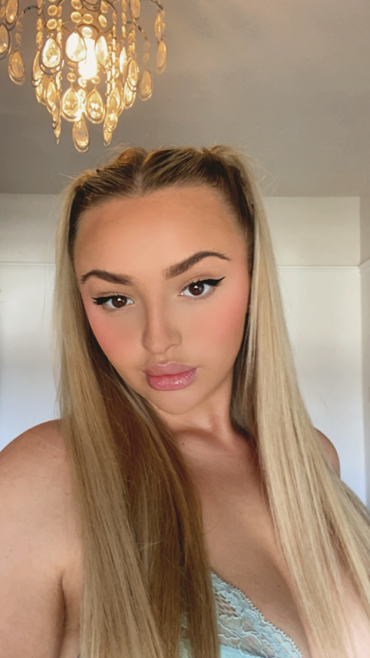 bellaeliza10 profile