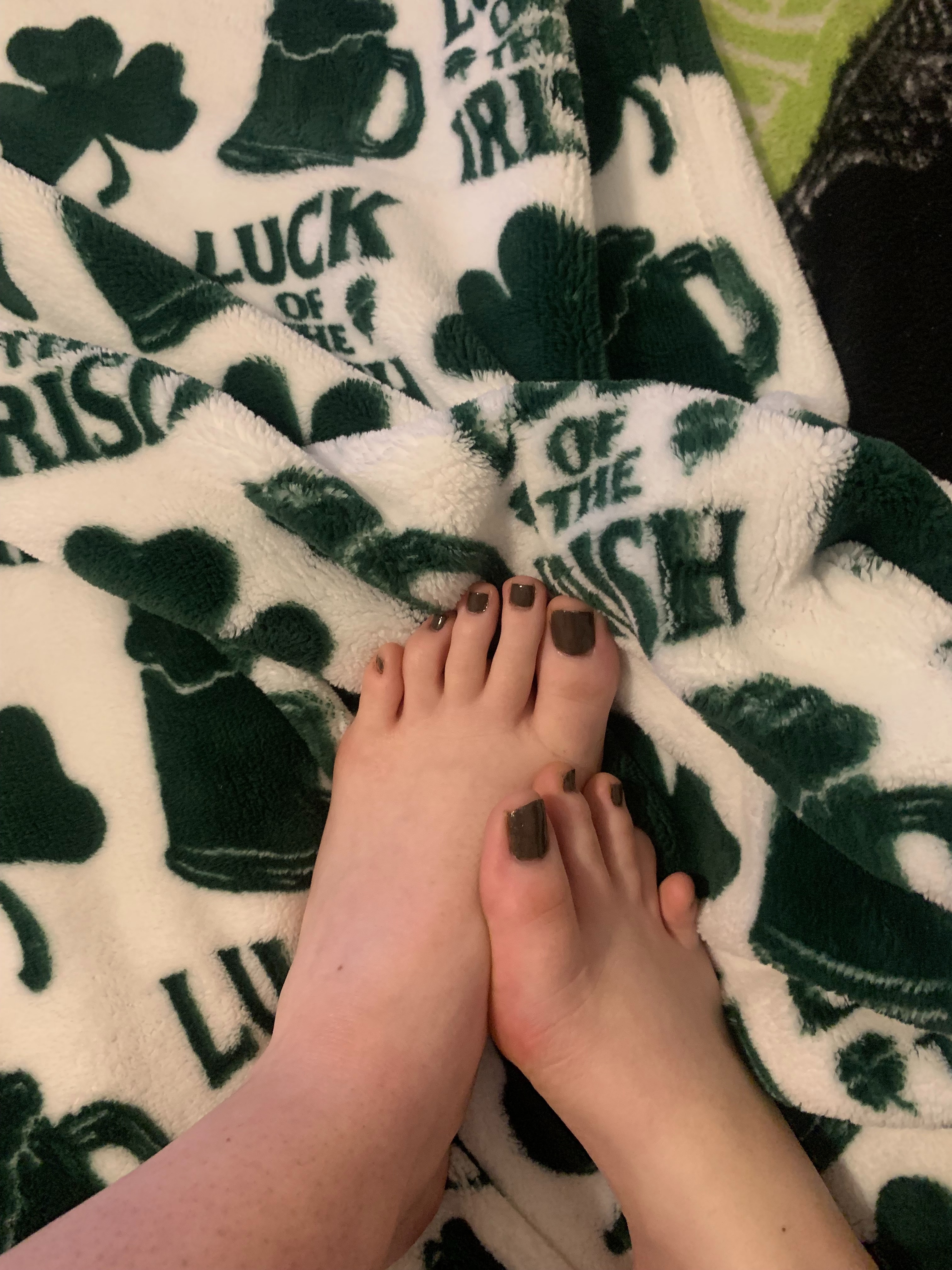 queenlafeetcover