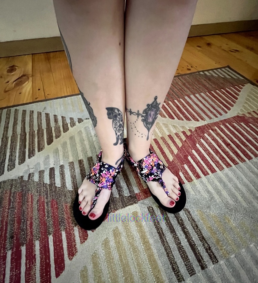 littlelockfeet profile