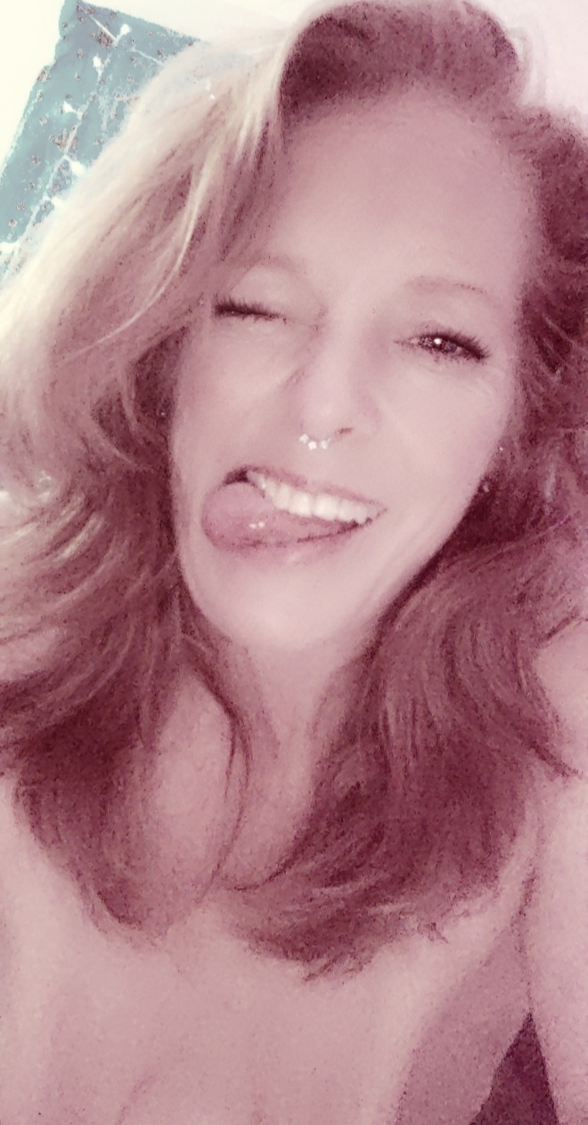 CrazyRedheadM profile