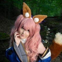 FoxyCosplay just a lovable fox girl. &lt;3 profile