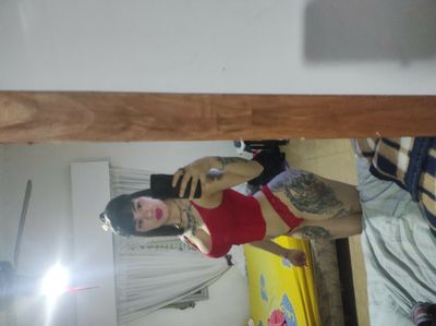 ema.chloe thumbnail