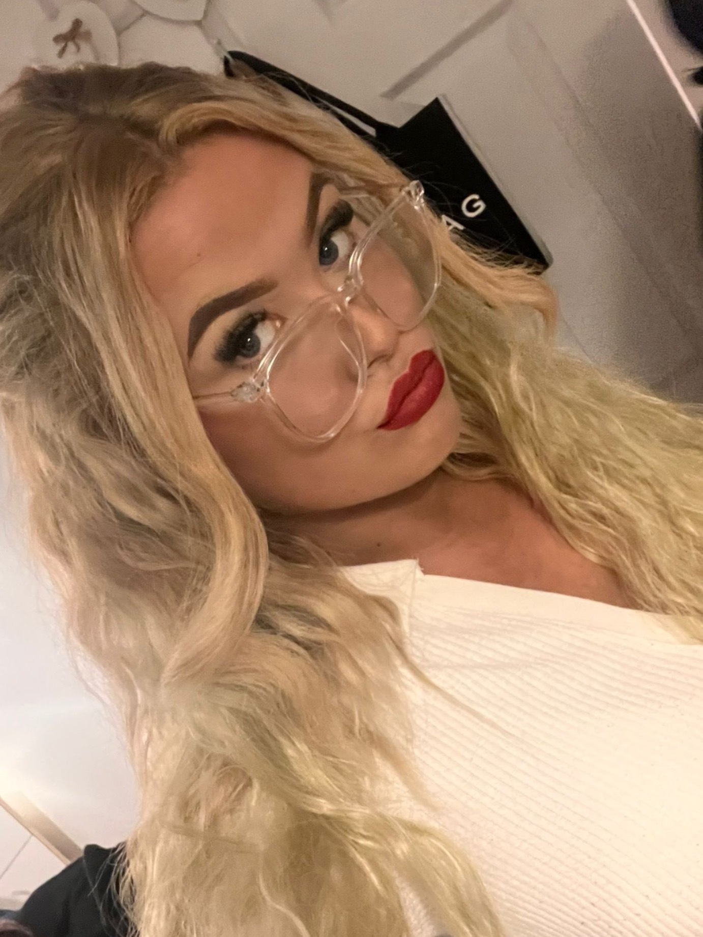 lilyhyde23 profile