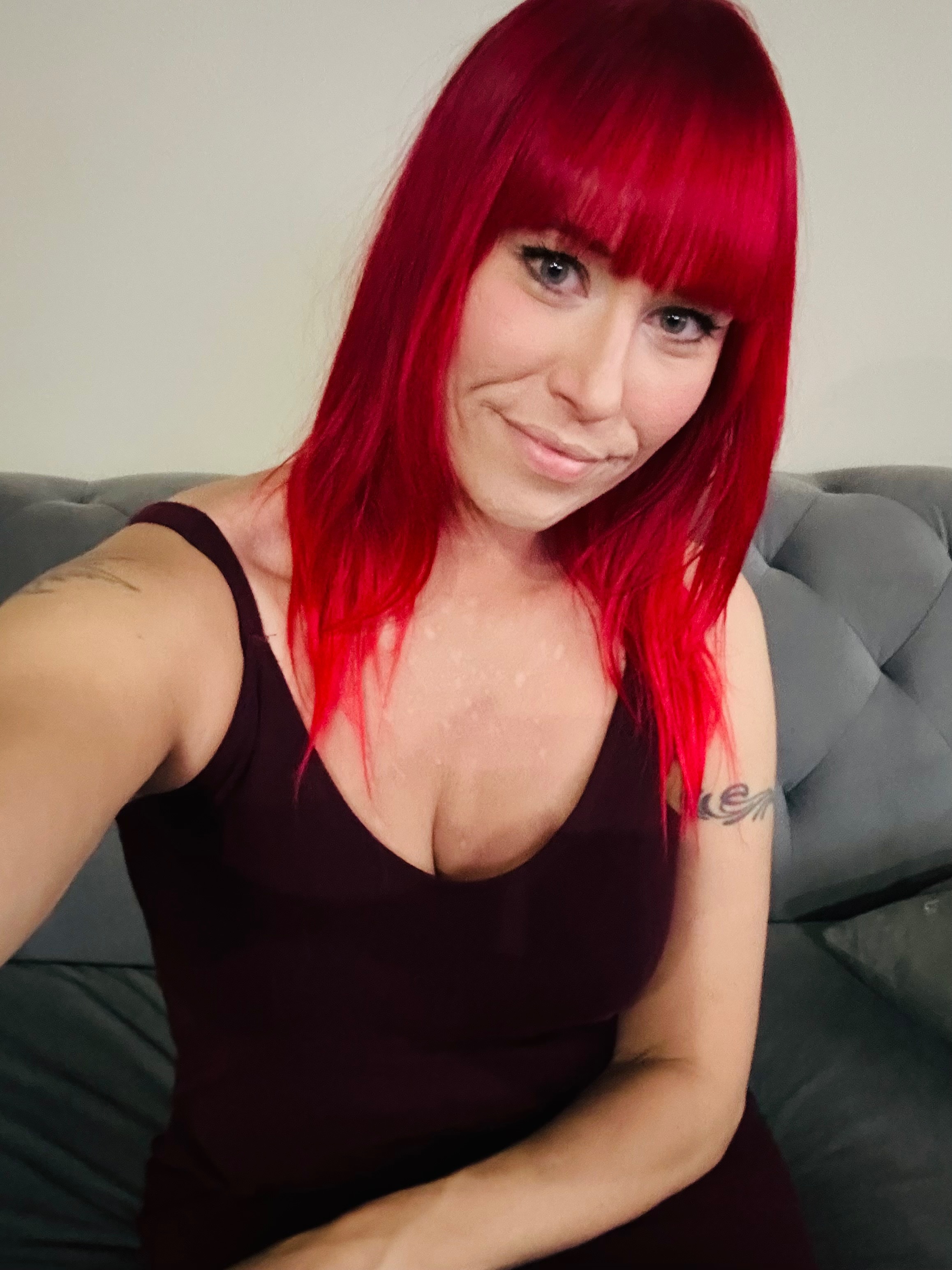 RedHotVixen profile