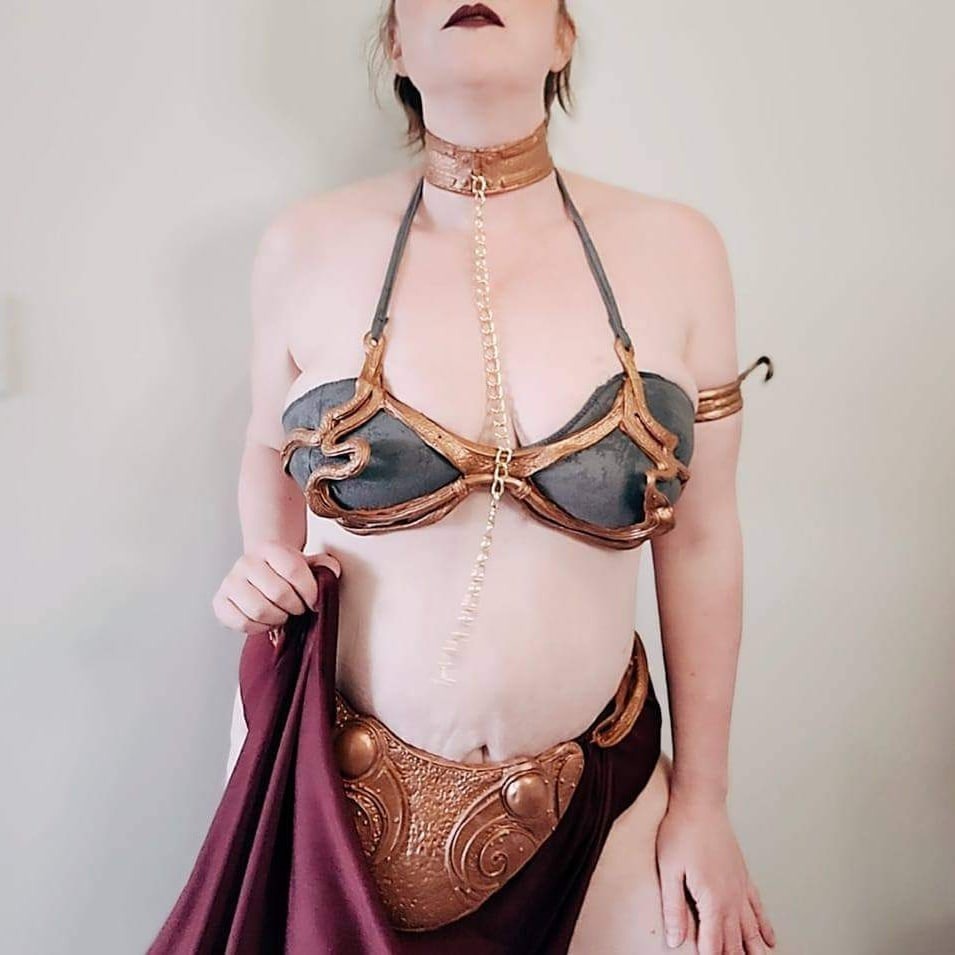 leia.brattcover