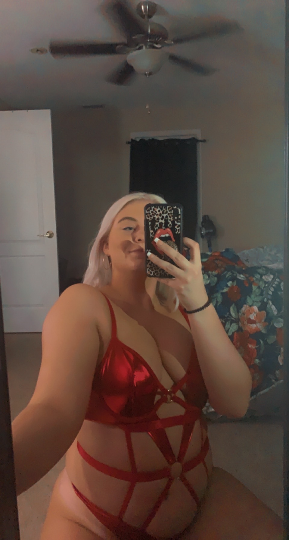 hottieblondie2000h thumbnail