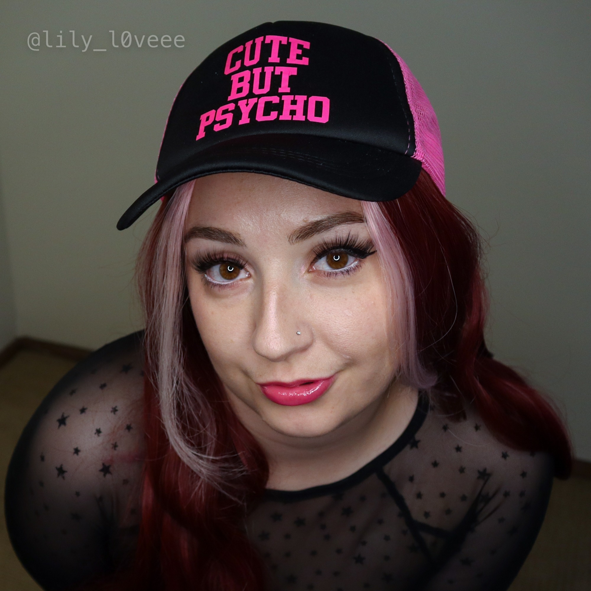 lily_l0veee profile