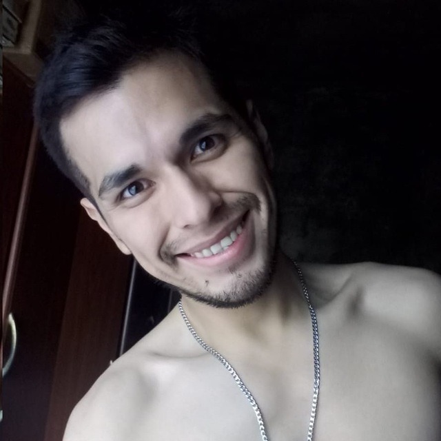 luis_alb121994 profile