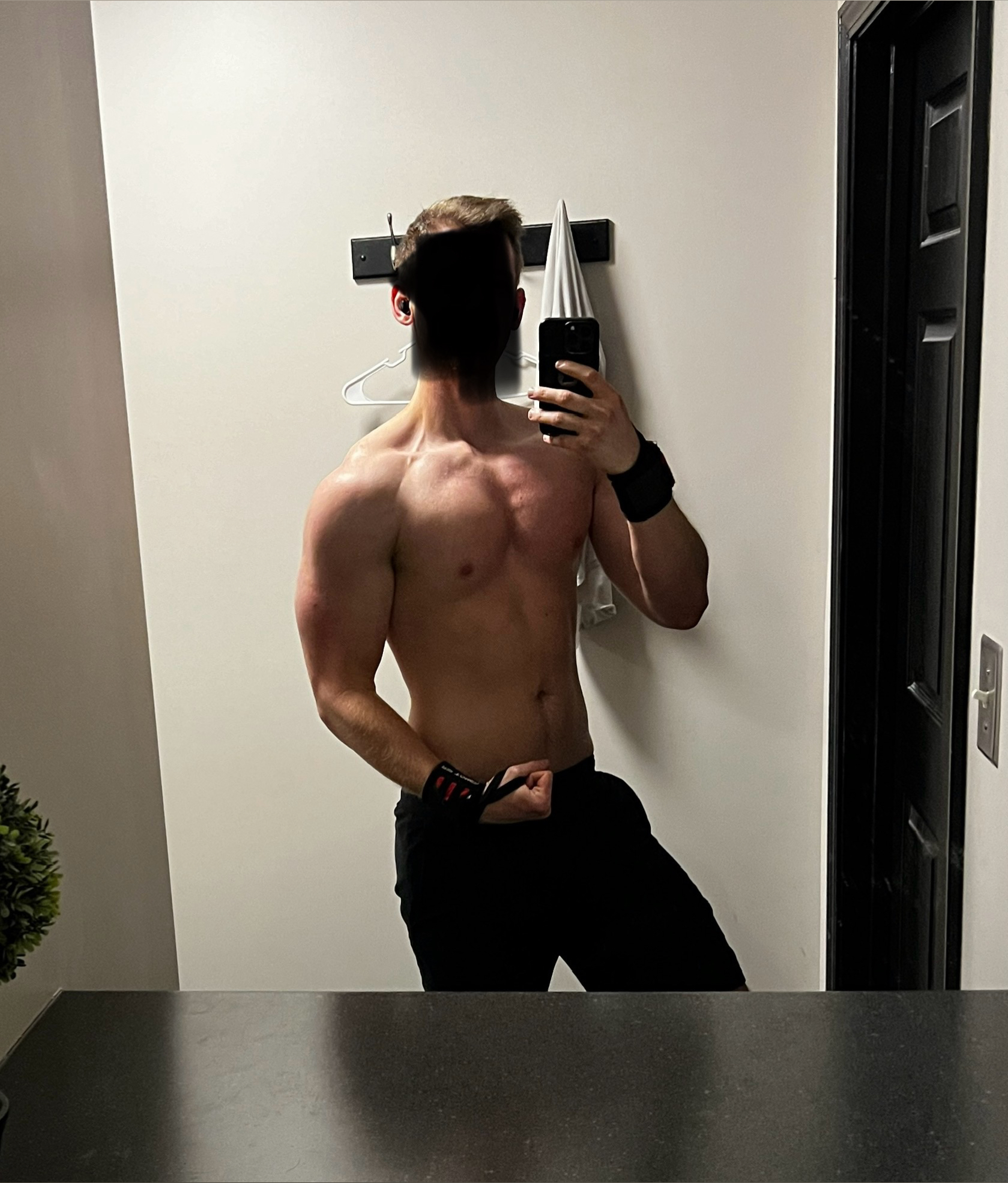 str8collegeboy19 profile