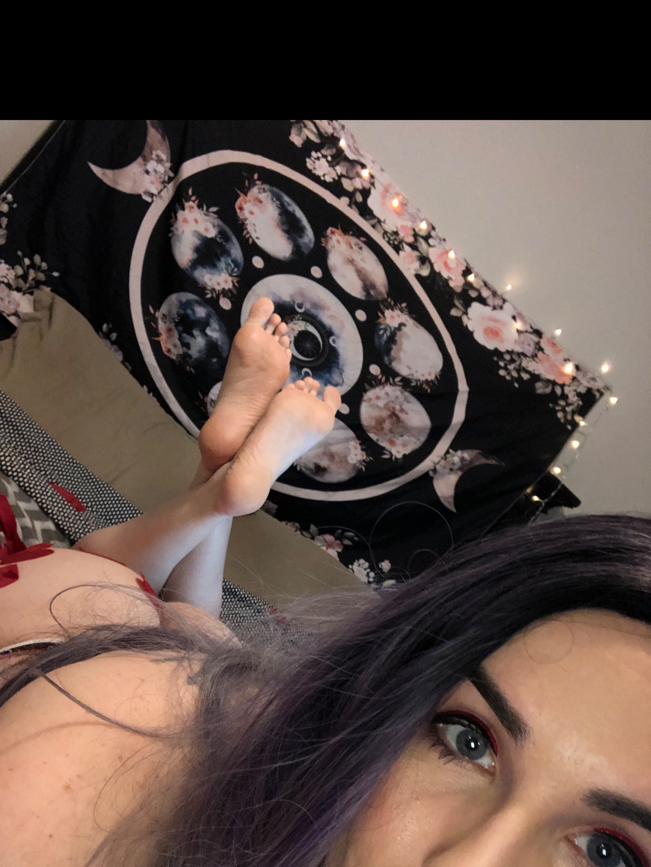 alli_sage_feet thumbnail