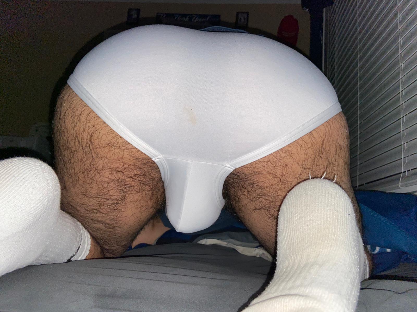 COLLEGE JOCK (FARTS, SAGS, AND FEET) profile